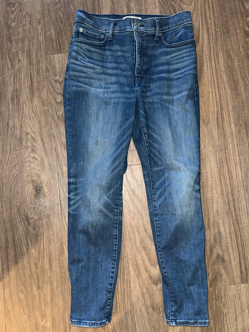 Lucky Brand Washed Blue Slim Straight Jeans
